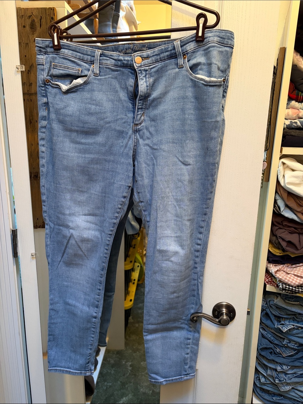 Universal Thread Light Blue Skinny Jeans High Rise Skinny